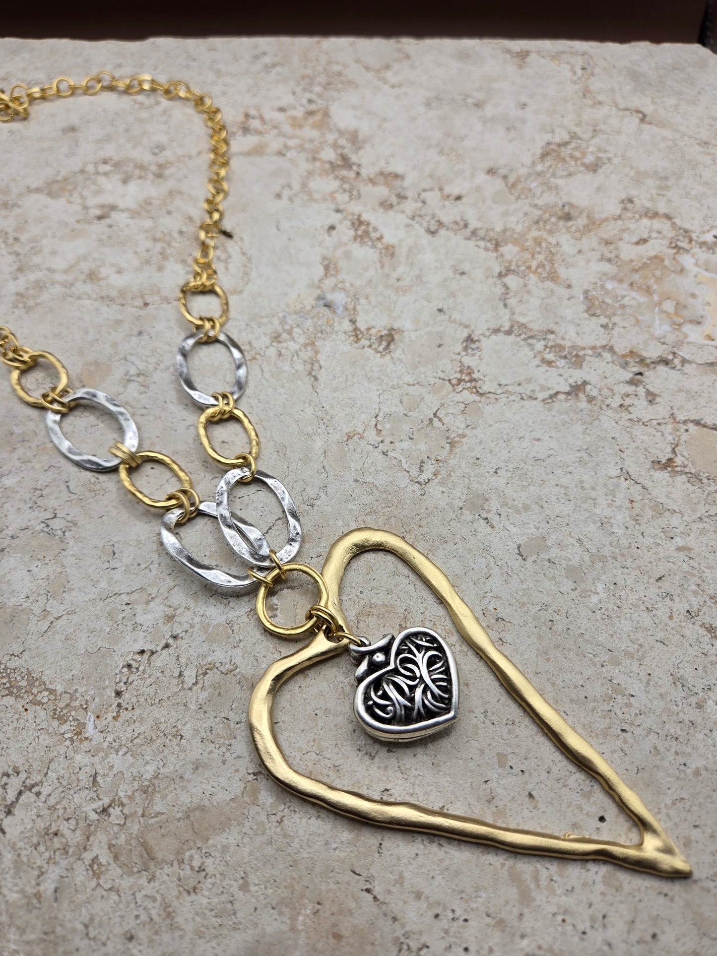 Collar "Heart in Heart" con eslabones plata y oro, largo